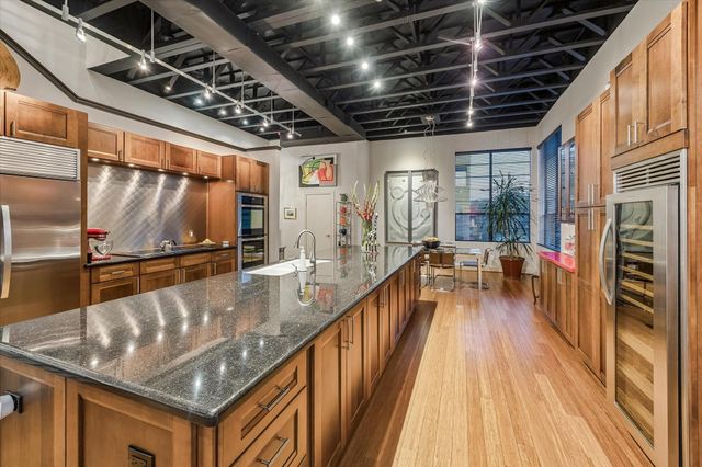 2608 Montrose Boulevard, Houston, TX 77006