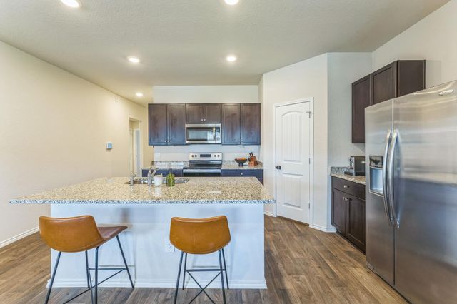 821 Bahia PL, Seguin, TX 78155
