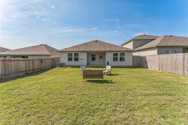 821 Bahia PL, Seguin, TX 78155