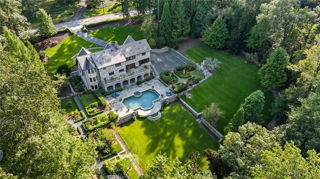 1919 River Forest Road NW, Atlanta, GA 30327