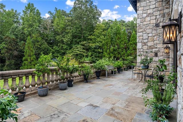1919 River Forest Road NW, Atlanta, GA 30327