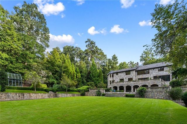 1919 River Forest Road NW, Atlanta, GA 30327