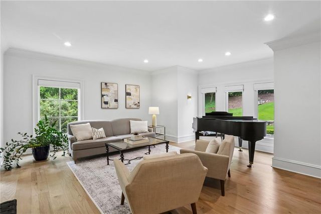 1919 River Forest Road NW, Atlanta, GA 30327