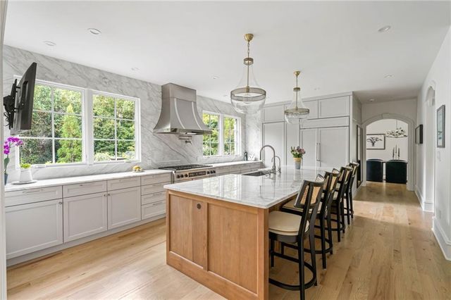 1919 River Forest Road NW, Atlanta, GA 30327