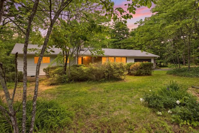 104 Pinehurst Lane, Signal Mountain, TN 37377