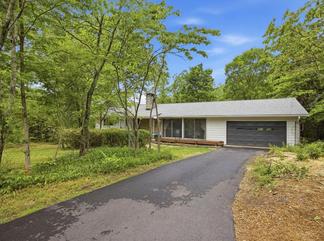 104 Pinehurst Lane, Signal Mountain, TN 37377