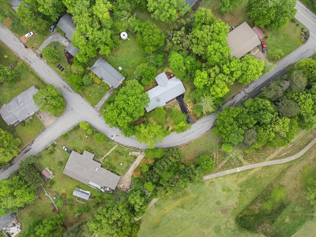 104 Pinehurst Lane, Signal Mountain, TN 37377