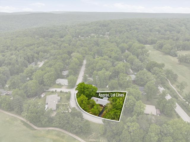 104 Pinehurst Lane, Signal Mountain, TN 37377