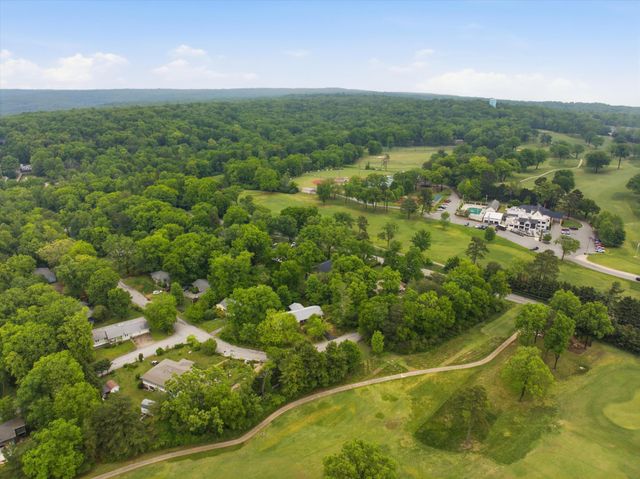 104 Pinehurst Lane, Signal Mountain, TN 37377