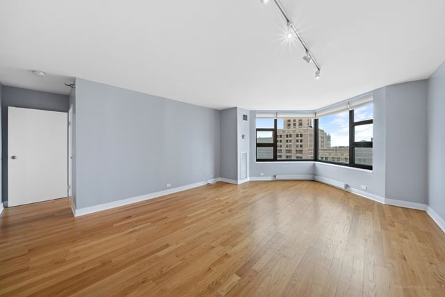 401 E ONTARIO Street 2403, Chicago, IL 60611