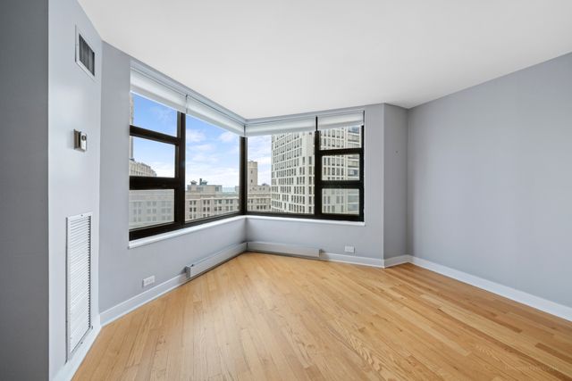 401 E ONTARIO Street 2403, Chicago, IL 60611