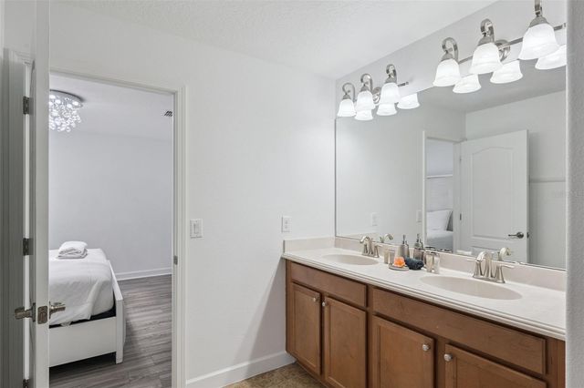 1430 MOON VALLEY DRIVE, Davenport, FL 33896