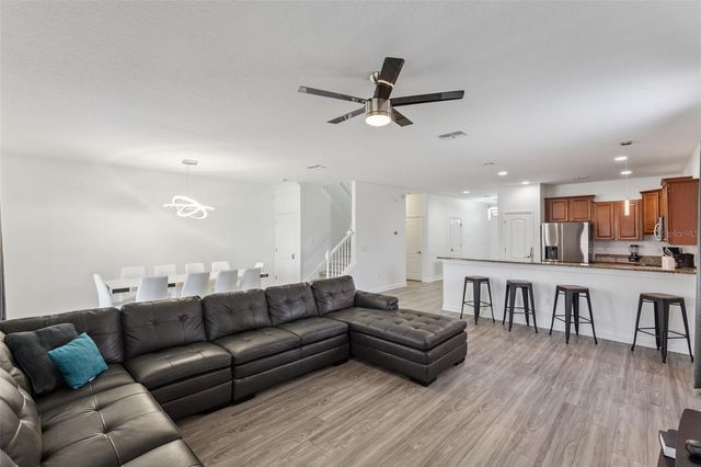 1430 MOON VALLEY DRIVE, Davenport, FL 33896