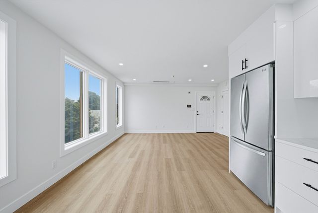 4164 Washington St 2, Boston, MA 02131