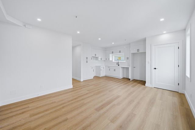 4164 Washington St 2, Boston, MA 02131