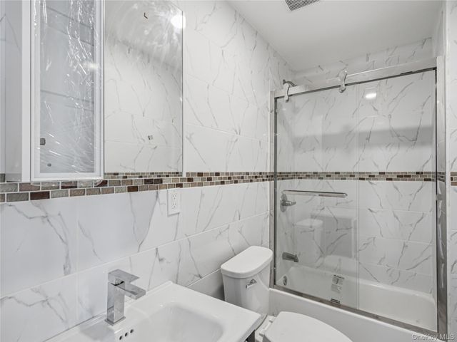 1009 Centennial Avenue, Baldwin, NY 11510
