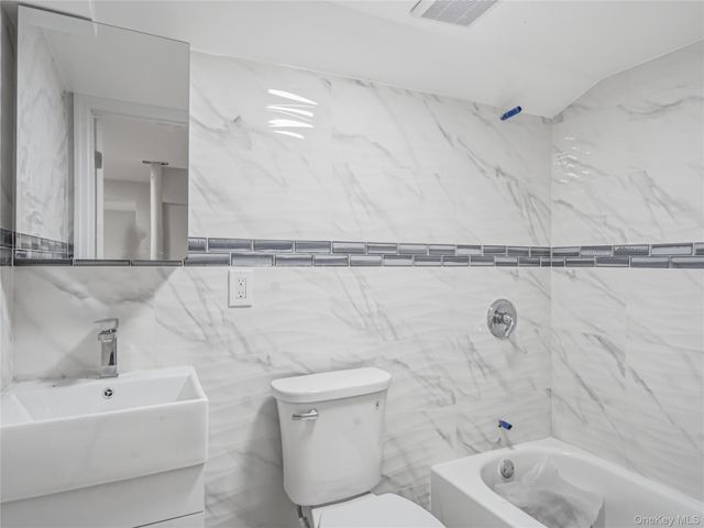 1009 Centennial Avenue, Baldwin, NY 11510