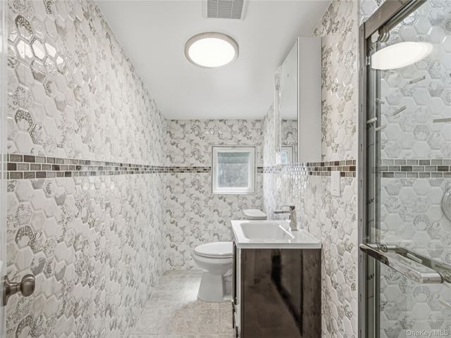 1009 Centennial Avenue, Baldwin, NY 11510