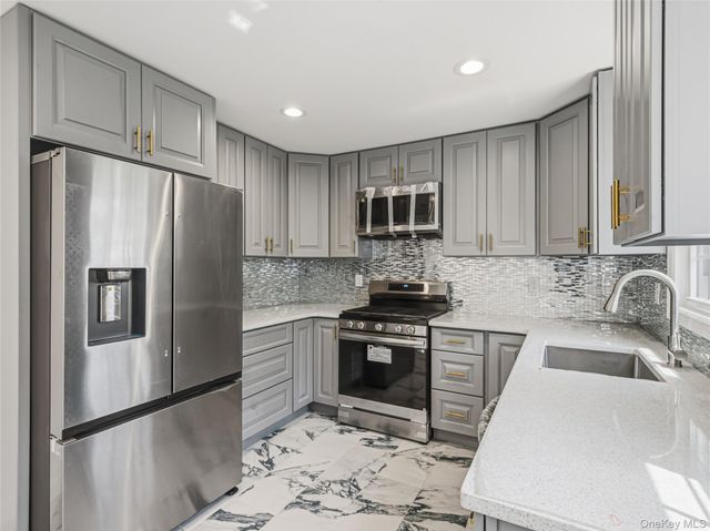 1009 Centennial Avenue, Baldwin, NY 11510