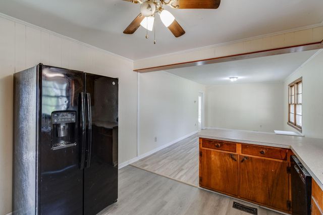 2 Pickens Court, Sumter, SC 29150