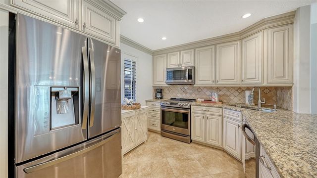 4380 EXETER DRIVE H-103, Longboat Key, FL 34228