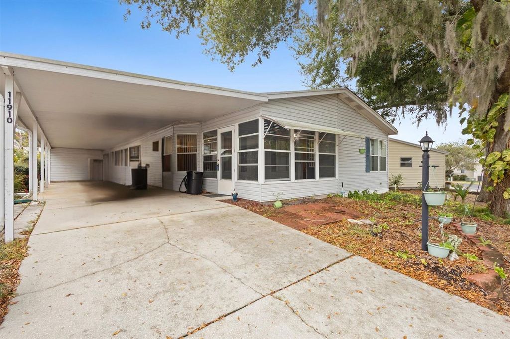 11910 SALINA WAY, Leesburg, FL 34788