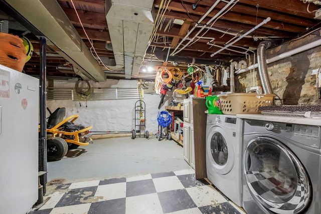 6404 Ballentine Street, Shawnee, KS 66203