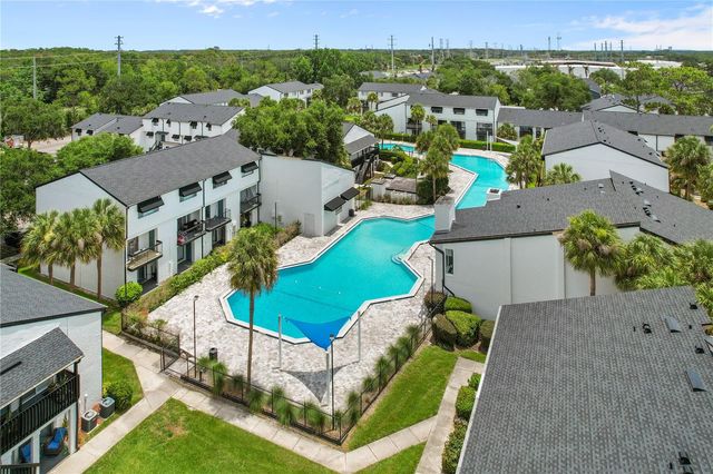 4223 S SEMORAN BOULEVARD 5, Orlando, FL 32822