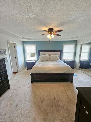 327 Esplanade PL, Chesapeake, VA 23320