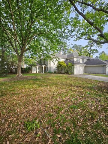 327 Esplanade PL, Chesapeake, VA 23320