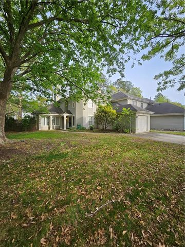 327 Esplanade PL, Chesapeake, VA 23320