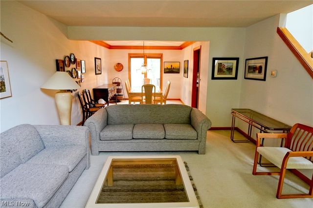 3048 Deercrest Path, Stow, OH 44224
