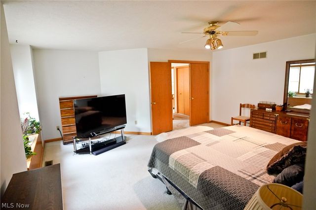 3048 Deercrest Path, Stow, OH 44224