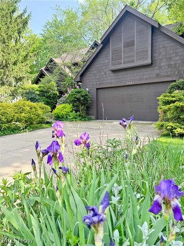 3048 Deercrest Path, Stow, OH 44224