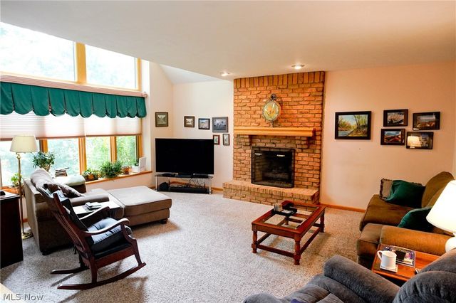 3048 Deercrest Path, Stow, OH 44224