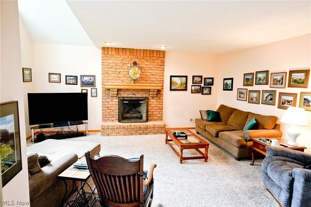 3048 Deercrest Path, Stow, OH 44224