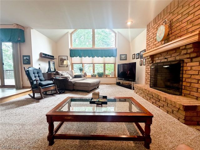 3048 Deercrest Path, Stow, OH 44224
