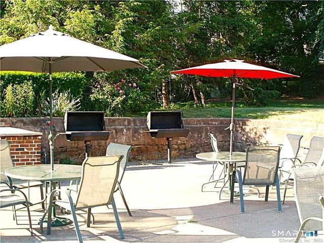 222 Williams Street East 112, Glastonbury, CT 06033