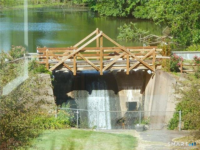222 Williams Street East 112, Glastonbury, CT 06033