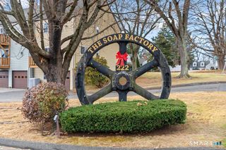 222 Williams Street East 112, Glastonbury, CT 06033