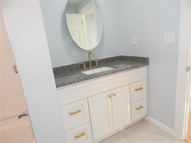 84 Farrell Street, Pawtucket, RI 02861