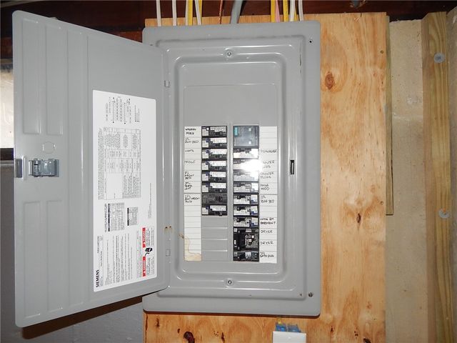 84 Farrell Street, Pawtucket, RI 02861