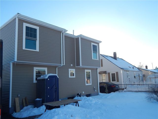 84 Farrell Street, Pawtucket, RI 02861