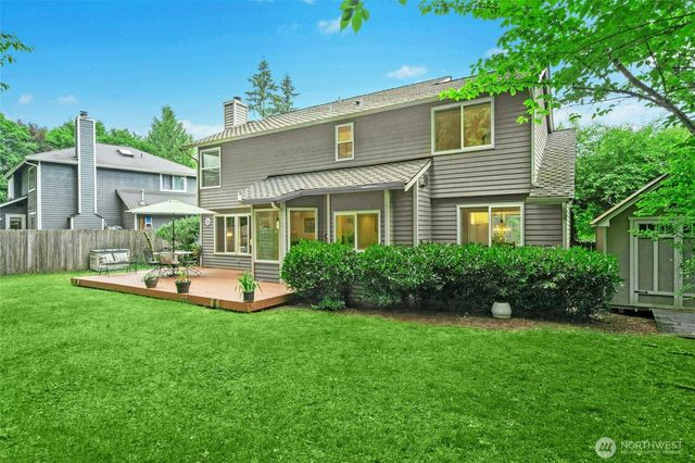 23435 NE 28th Place, Sammamish, WA 98074