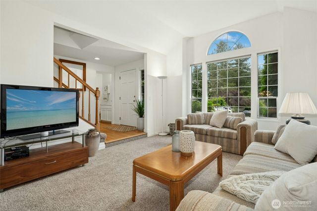 23435 NE 28th Place, Sammamish, WA 98074