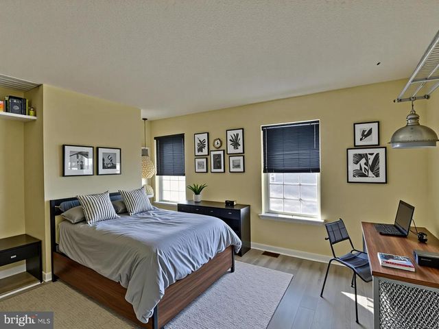 7906 KARA CT, Greenbelt, MD 20770