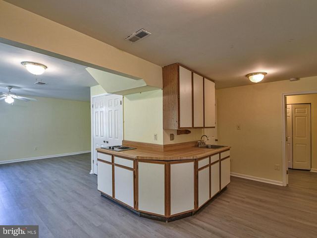 7906 KARA CT, Greenbelt, MD 20770