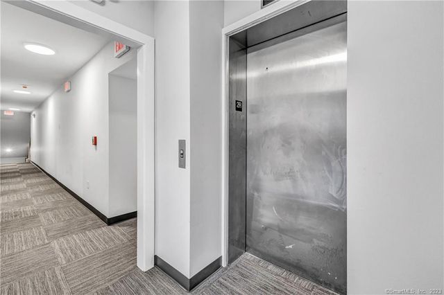 475 Howe Avenue 5, Shelton, CT 06484