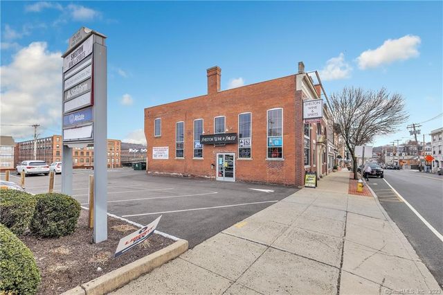 475 Howe Avenue 5, Shelton, CT 06484