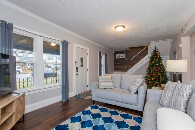 727 W Grove Street, Mishawaka, IN 46545